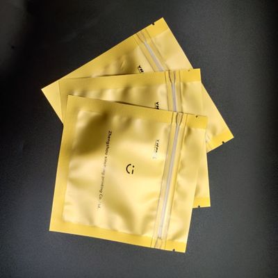 Soporte que se puede volver a sellar de la cremallera encima del empaquetado impreso de encargo de la bolsa del bocado de las nueces de las bolsas