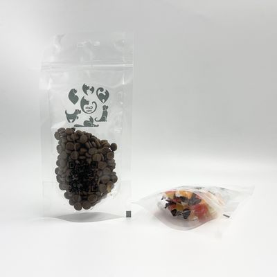 El soporte del claro encima de bolsas herméticas de la exhibición de la cremallera de la barrera del alimento para animales se cierra en frescura